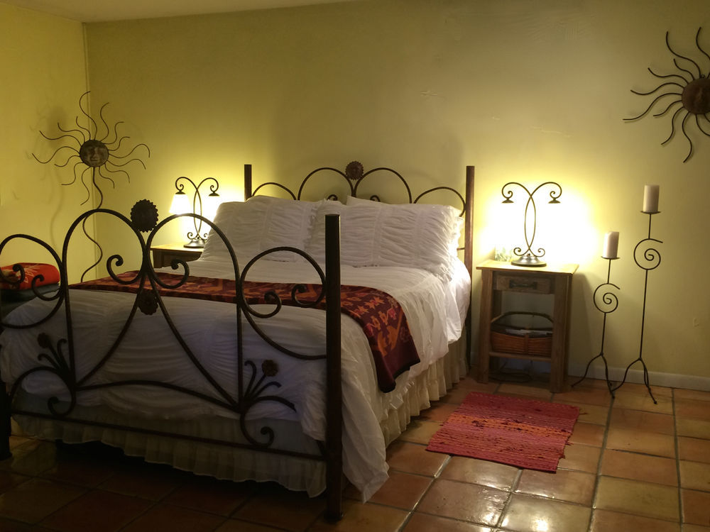 Casa Del Sol Bed And Breakfast Lakeway Εξωτερικό φωτογραφία