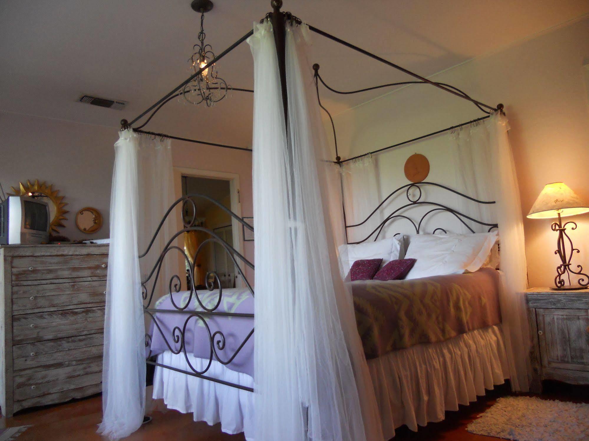 Casa Del Sol Bed And Breakfast Lakeway Εξωτερικό φωτογραφία