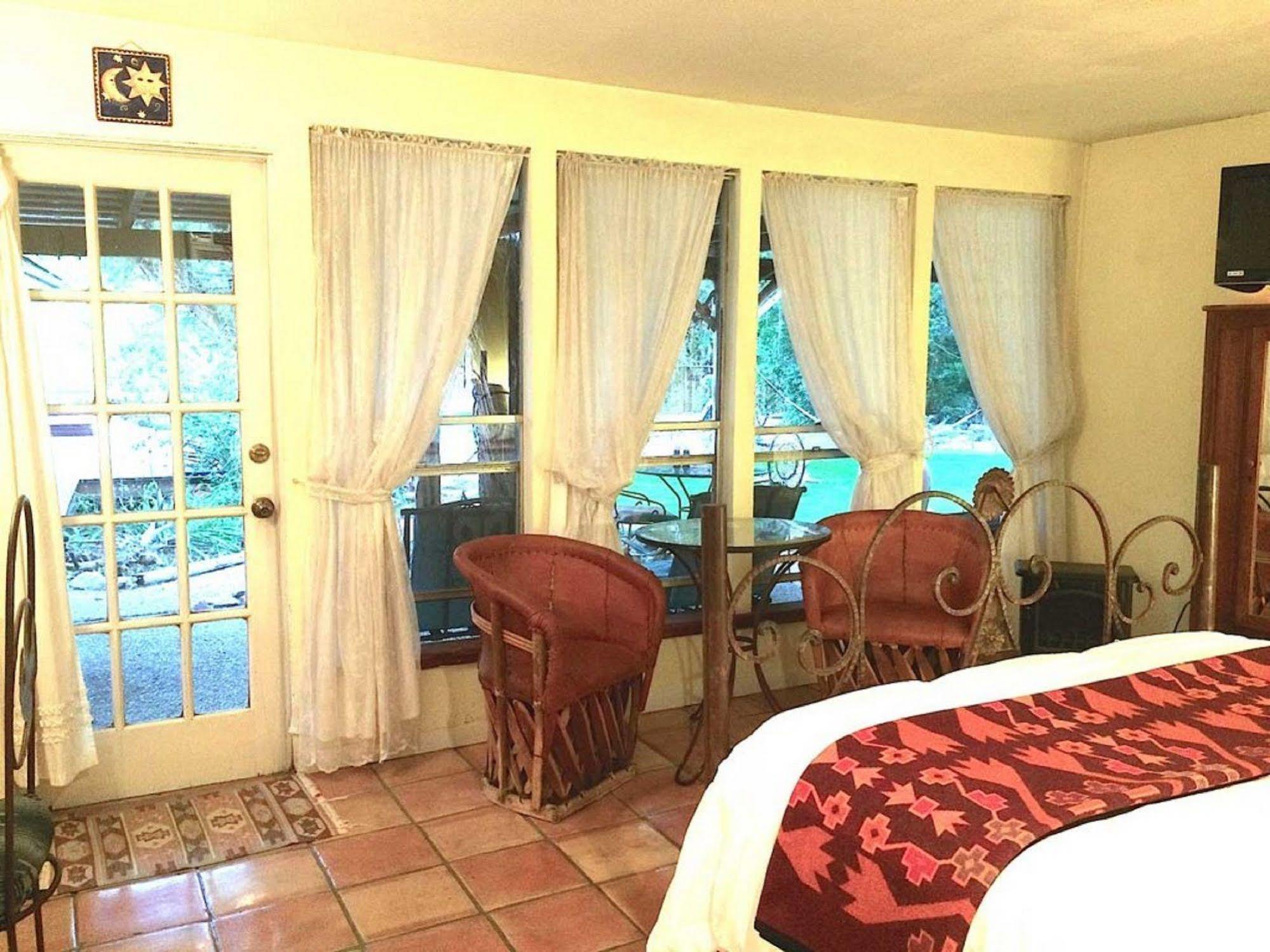 Casa Del Sol Bed And Breakfast Lakeway Εξωτερικό φωτογραφία