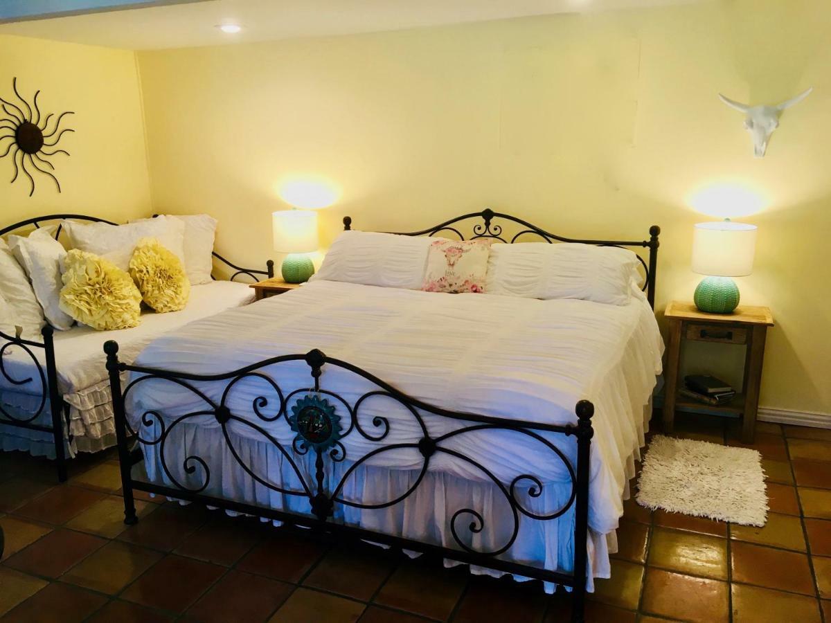 Casa Del Sol Bed And Breakfast Lakeway Εξωτερικό φωτογραφία