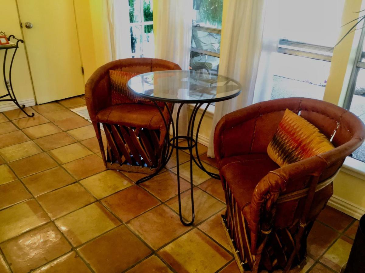 Casa Del Sol Bed And Breakfast Lakeway Εξωτερικό φωτογραφία