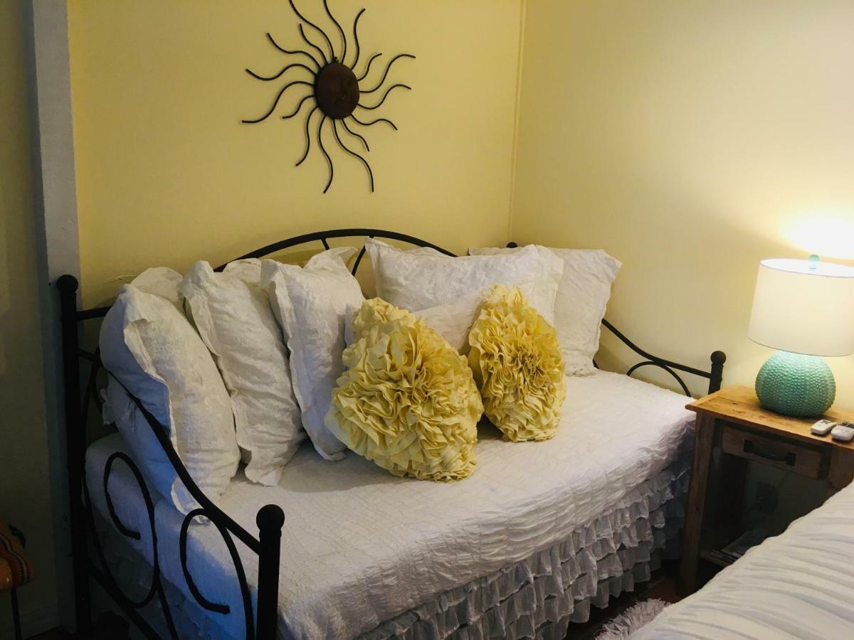 Casa Del Sol Bed And Breakfast Lakeway Εξωτερικό φωτογραφία
