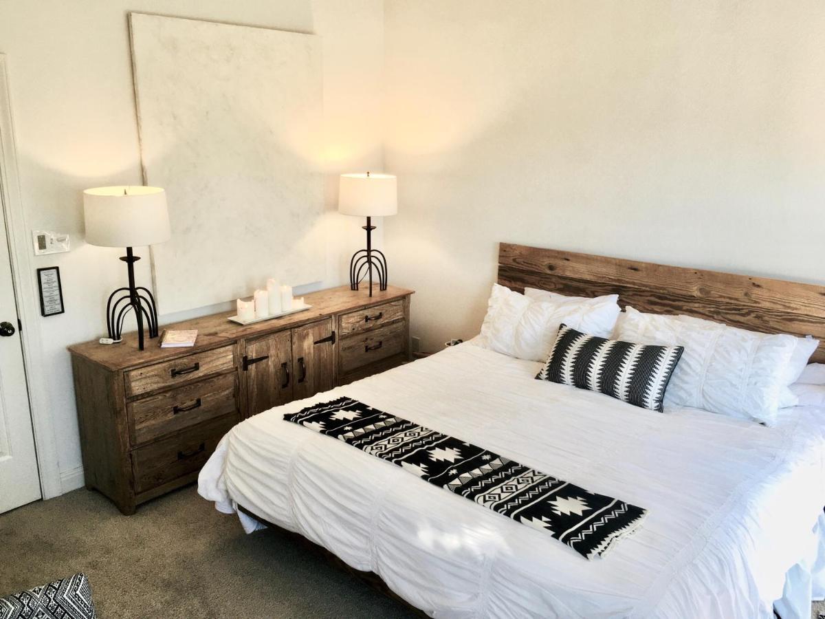Casa Del Sol Bed And Breakfast Lakeway Εξωτερικό φωτογραφία